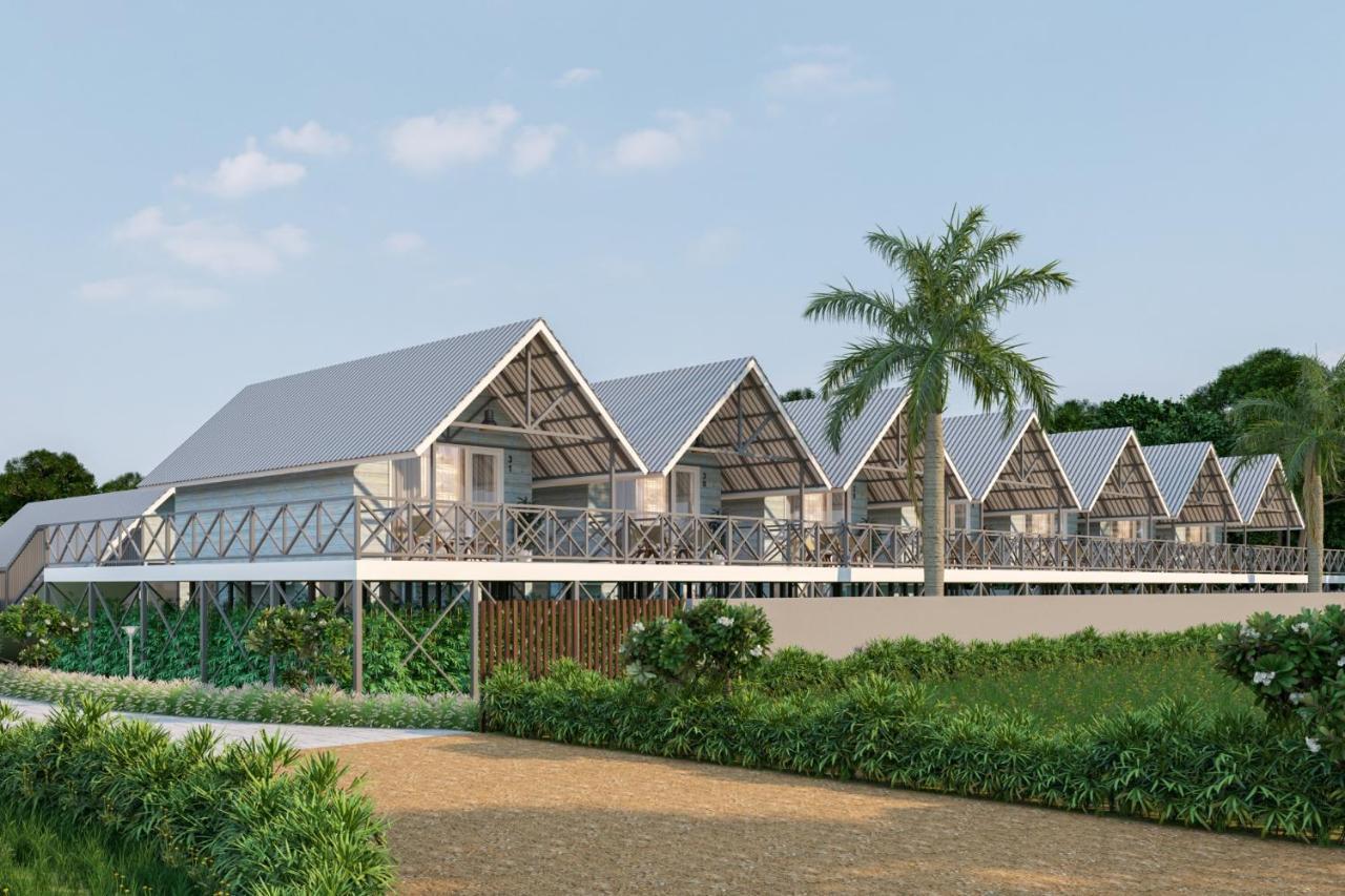 Praveg Beach Resort Daman, Jampore Beach Buitenkant foto
